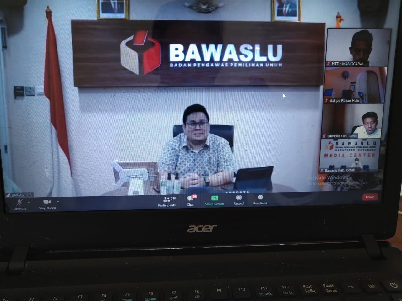 Bawaslu Matim Mengikuti Rapat Daring Tentang Sistematika Laporan Penyelesaian Sengketa