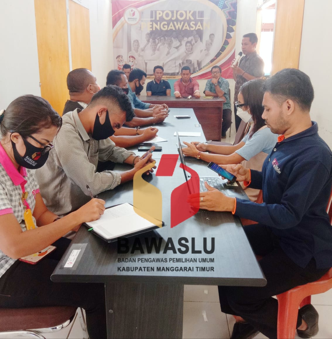 Bawaslu Matim Laksanakan Rapat Monev Pelaporan dan Pelaksanaan Anggaran