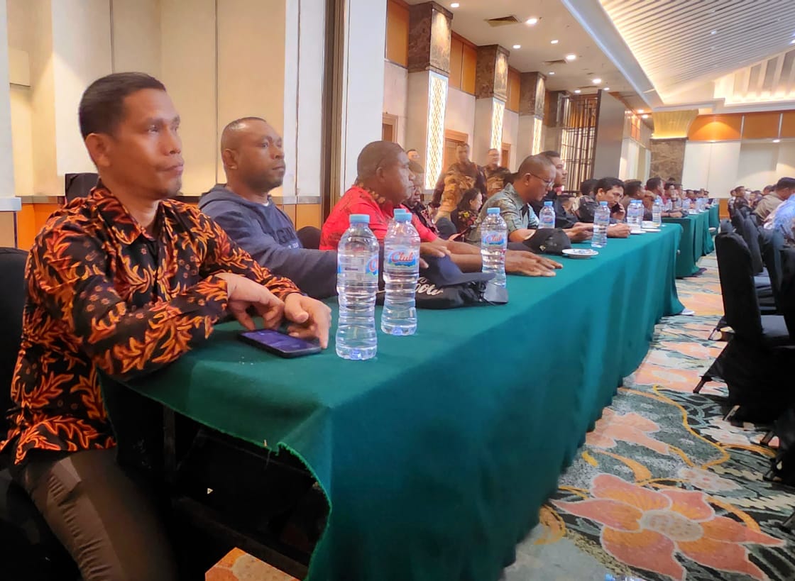 Anggota Bawaslu RI Herwyn J. H.Malonda Buka Rakor Pembentukan PTPS Pemilu 2024