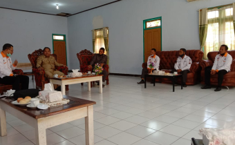 Bawaslu dan KPU Matim Audiens dengan Bupati