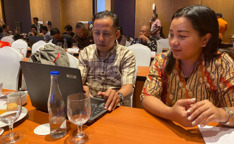 Anggota/Koordinator Divisi P3S dan Staf saat Mengikuti Kegiatan Sosialisasi Website Utama